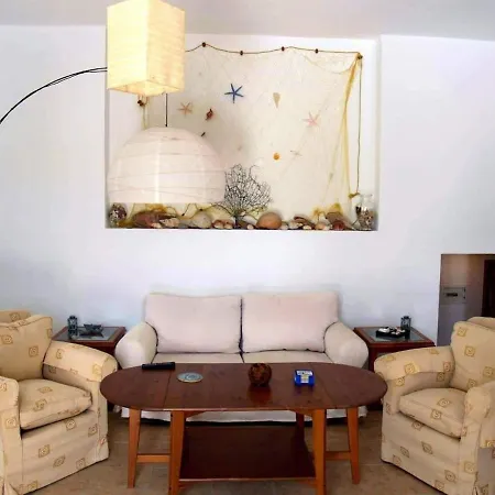 Island Beach House Дом отдыха